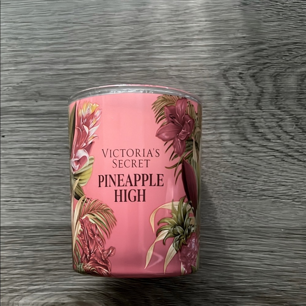 Victoria's Secret Pineapple High Candle - Picture 2 of 7